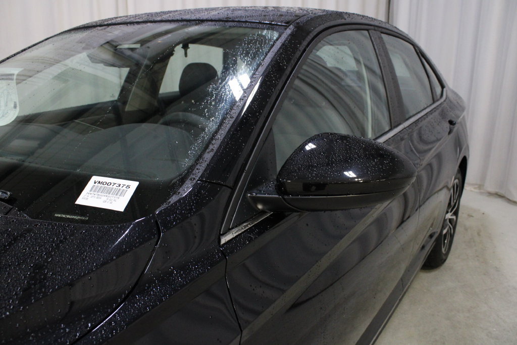 New 2027 Volkswagen Jetta SE FWD image 35
