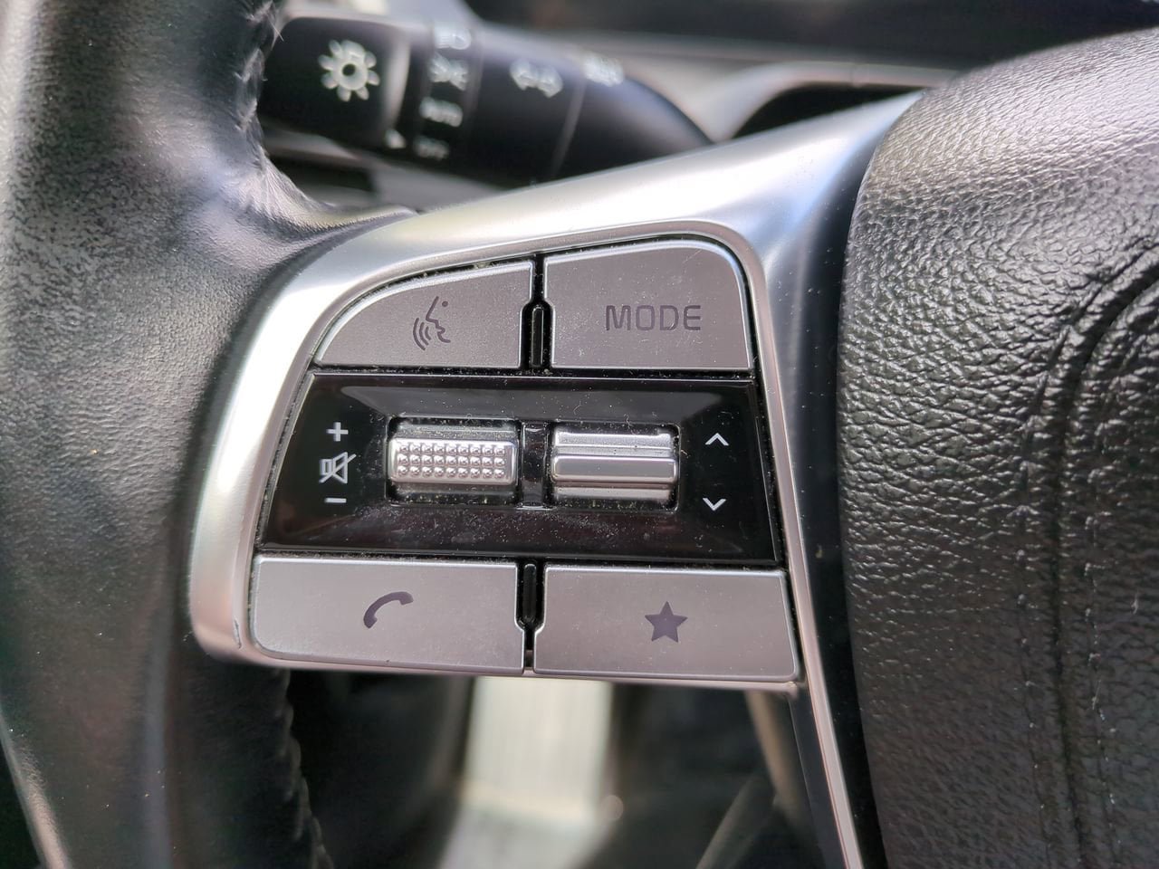 Used 2025 Kia Telluride S AWD/4WD image 26