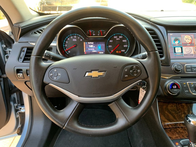 Used 2014 Chevrolet Impala LT w/ Convenience Package FWD image 21