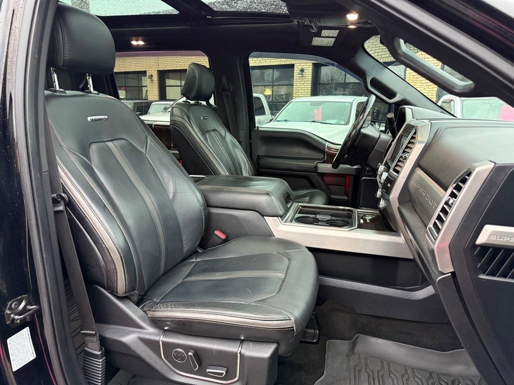 Used 2017 Ford F350 Platinum w/ Platinum Ultimate Package AWD/4WD image 11