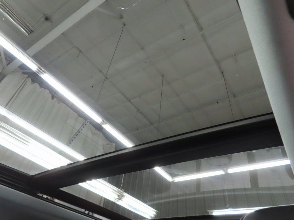 Used 2025 Ford F250 Lariat w/ Lariat Ultimate Package image 34