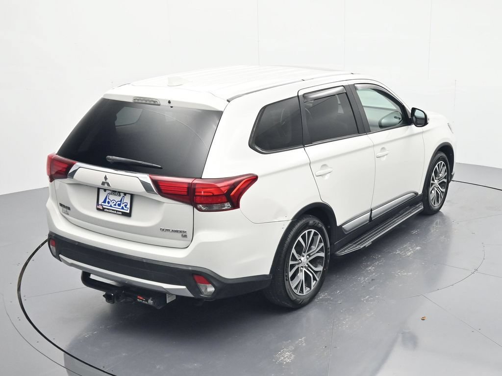 Used 2018 Mitsubishi Outlander SE FWD image 32