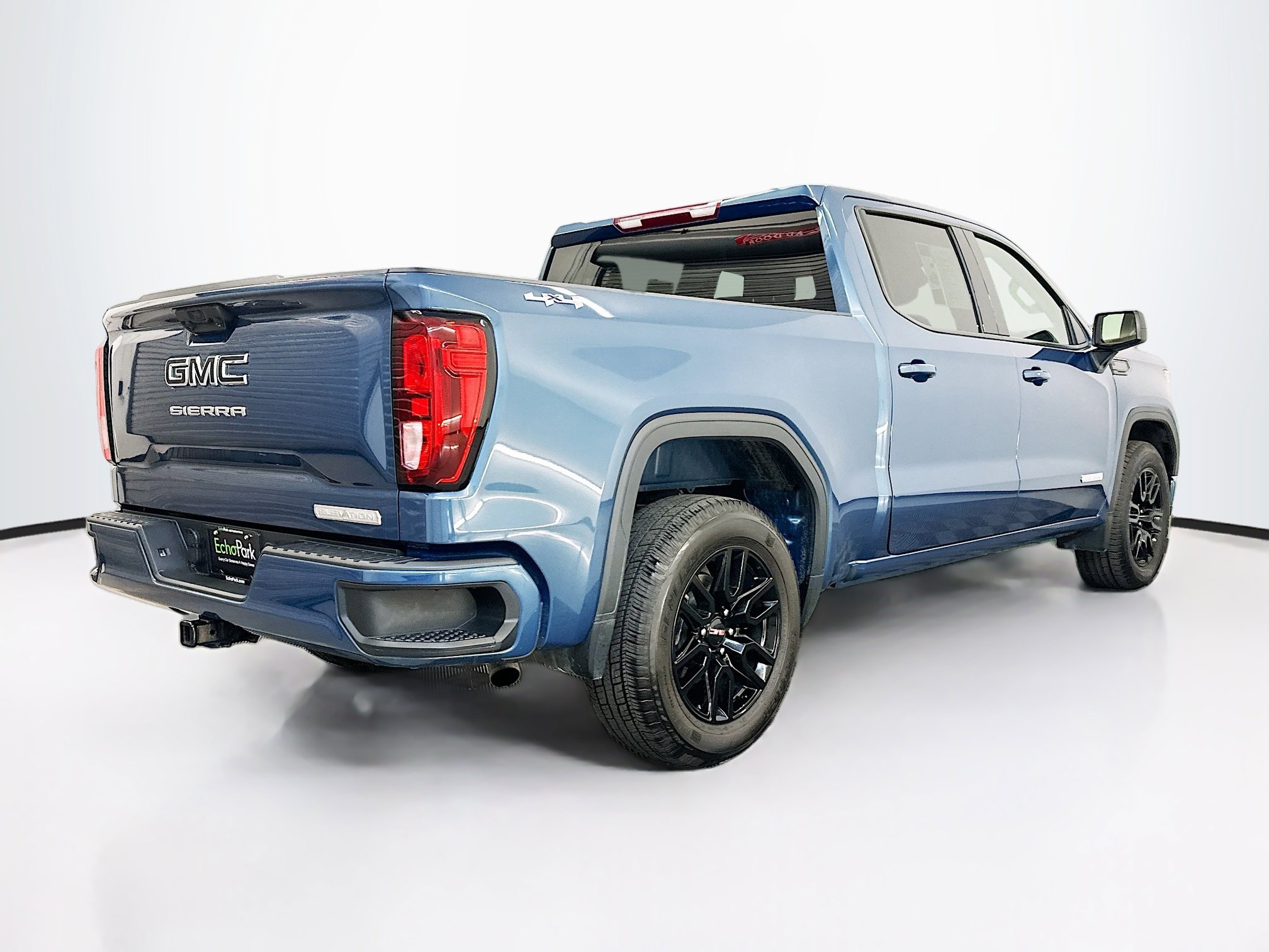 Used 2024 GMC Sierra 1500 Elevation image 9