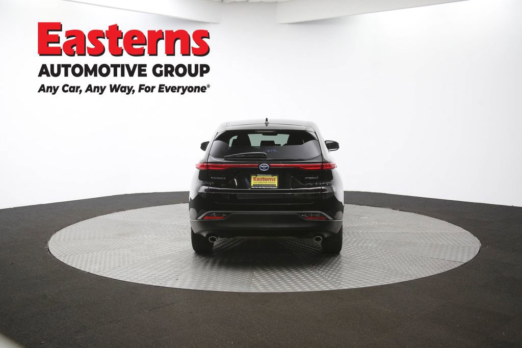 Used 2022 Toyota Venza LE image 35