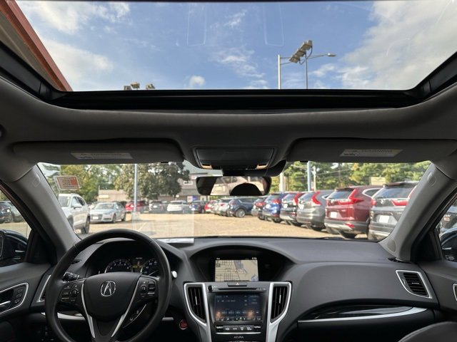 Used 2020 Acura TLX 2.4L Technology Pkg image 13