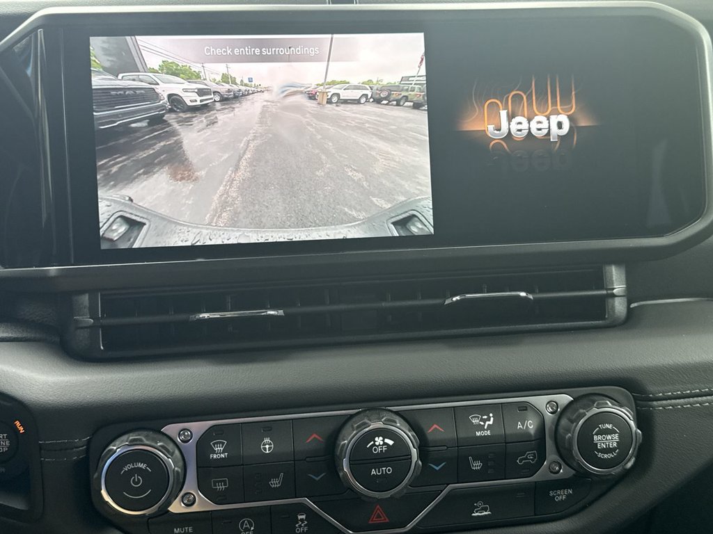 New 2026 Jeep Gladiator Sport AWD/4WD image 28