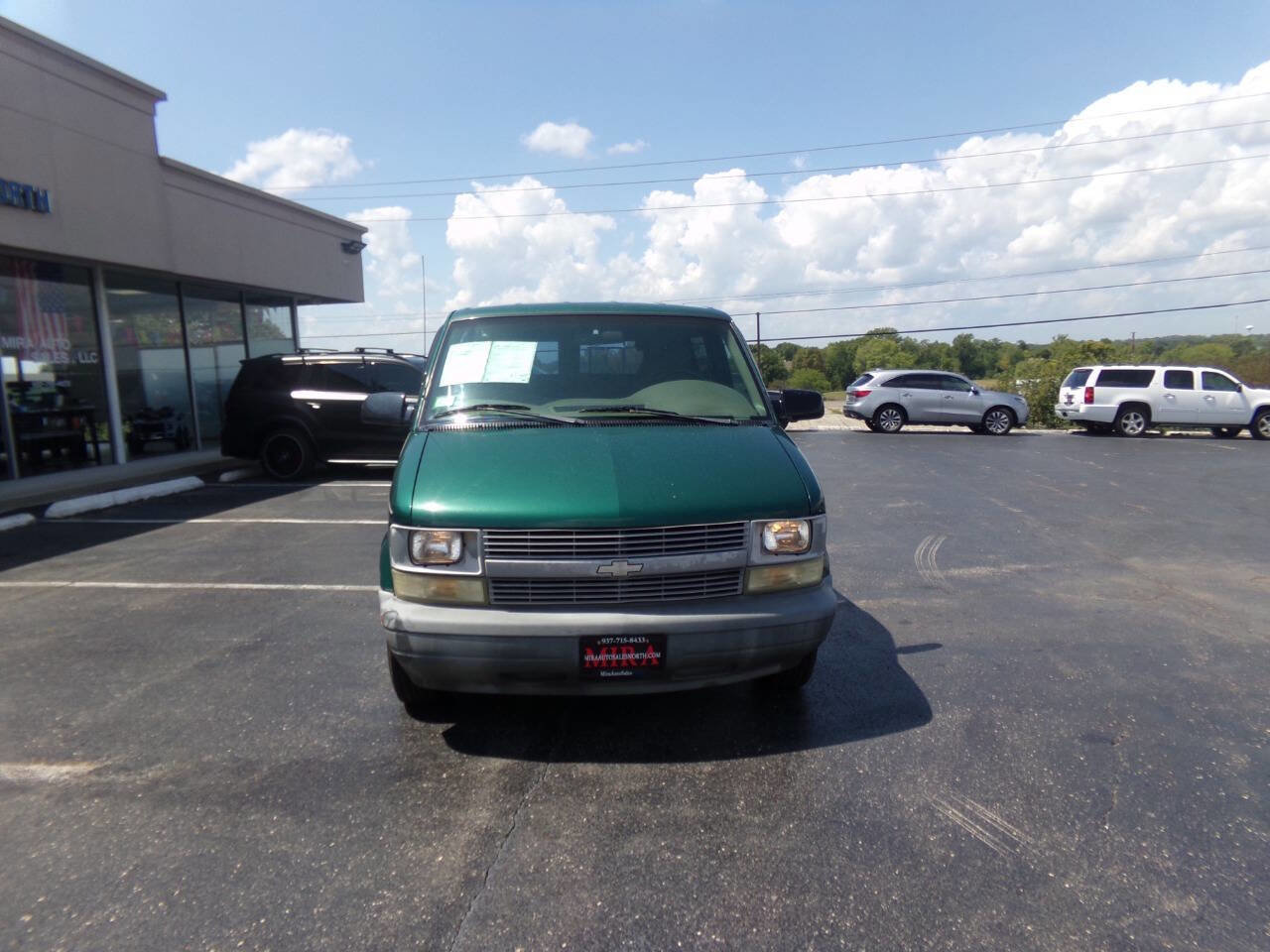 Used 1998 Chevrolet Astro w/ Convenience Group image 4