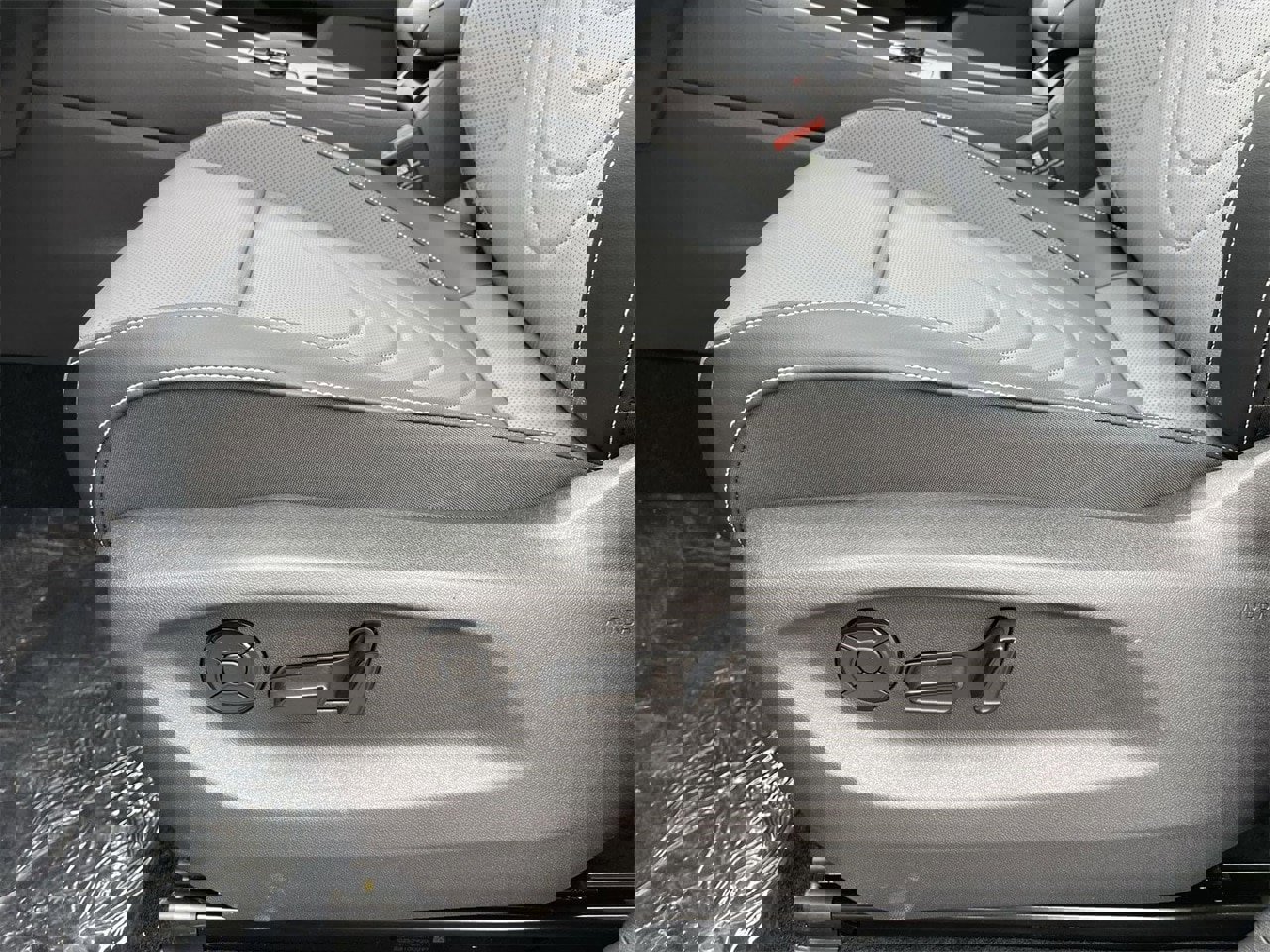 New 2026 Volkswagen Tiguan SE image 16