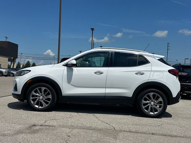 Used 2020 Buick Encore GX Essence w/ Experience Buick Package FWD image 3