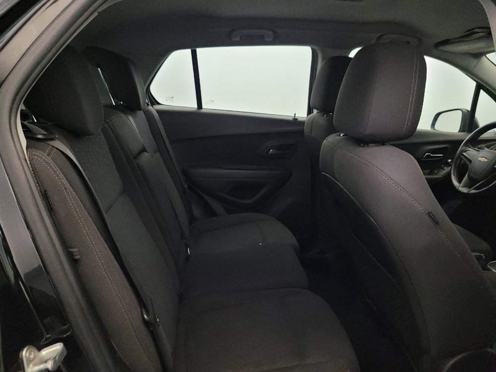 Used 2019 Chevrolet Trax LS FWD image 19
