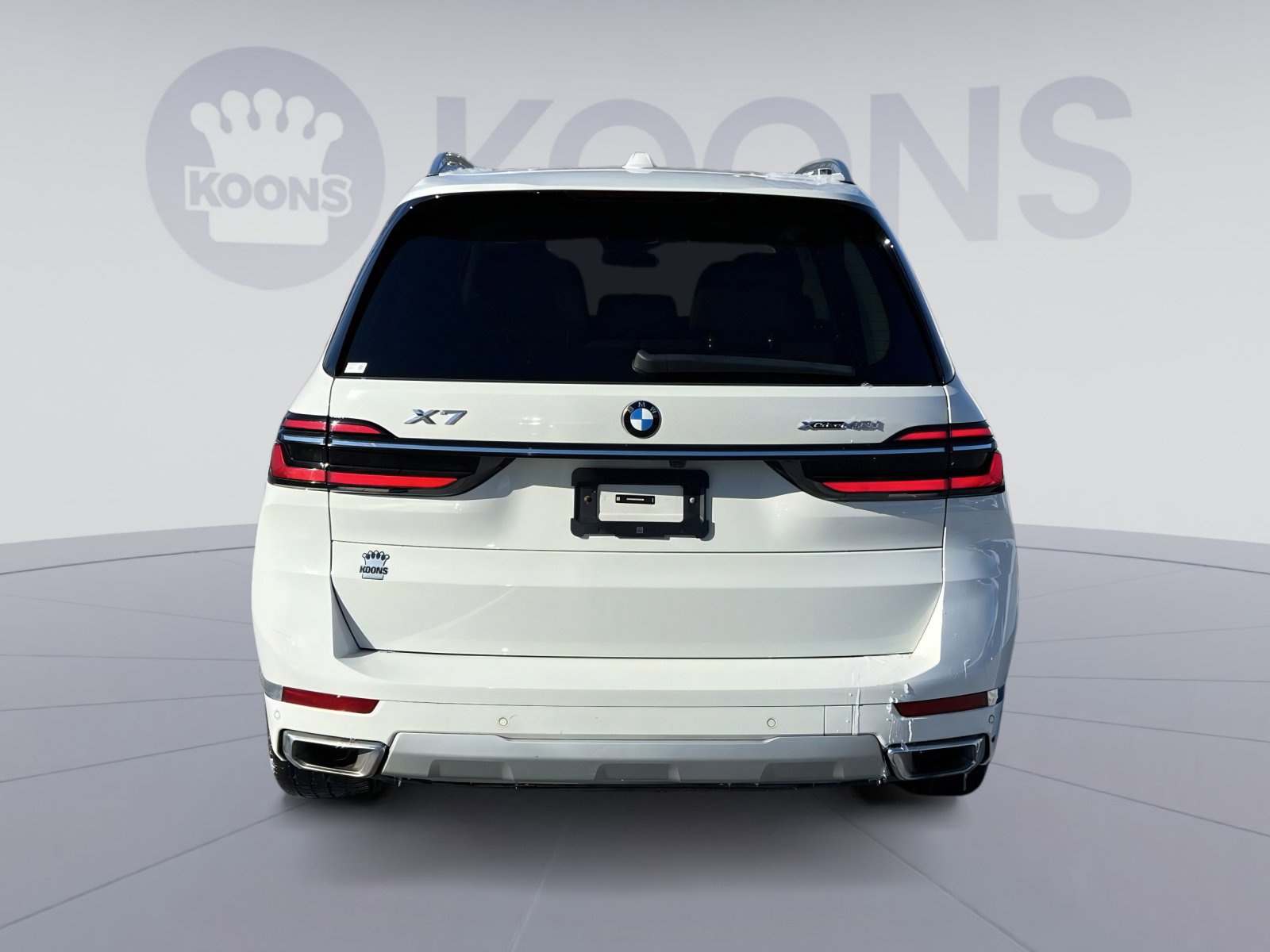 Used 2024 BMW X7 xDrive40i w/ Executive Package image 5
