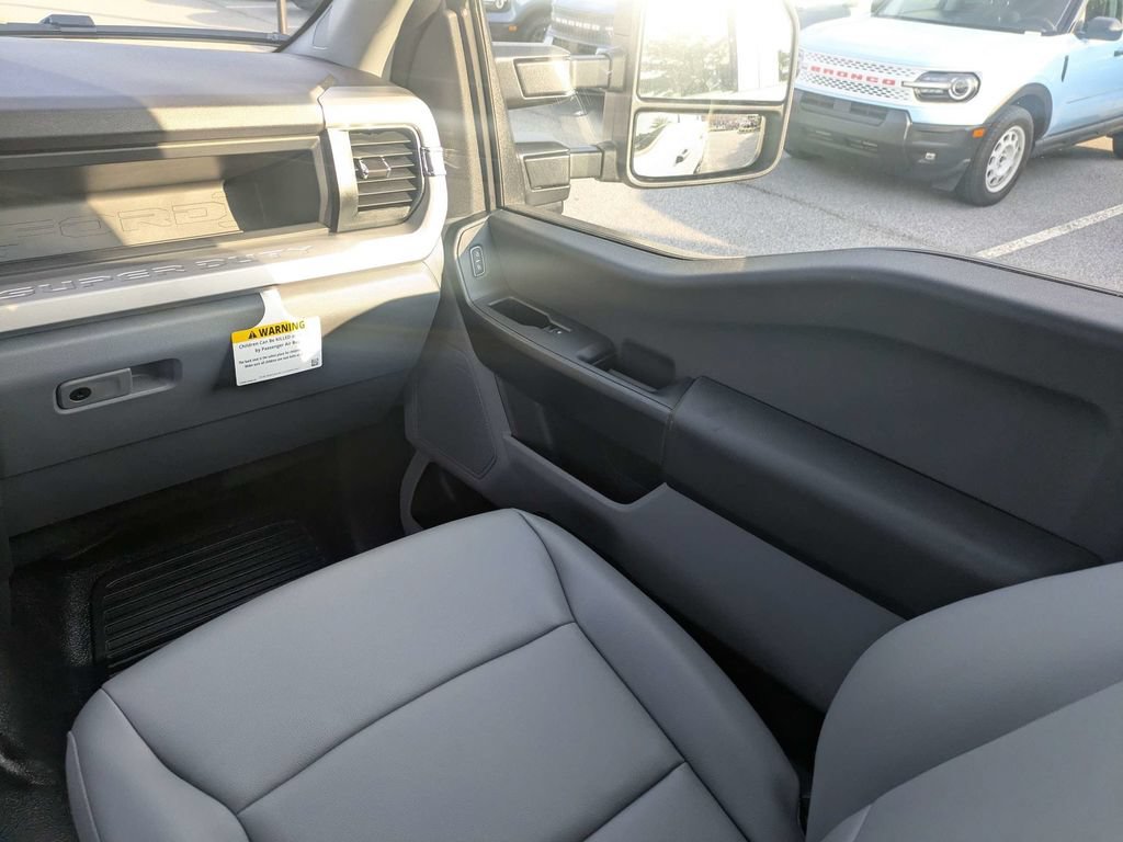 New 2027 Ford F250 XL w/ 360-Degree Camera Package AWD/4WD image 16
