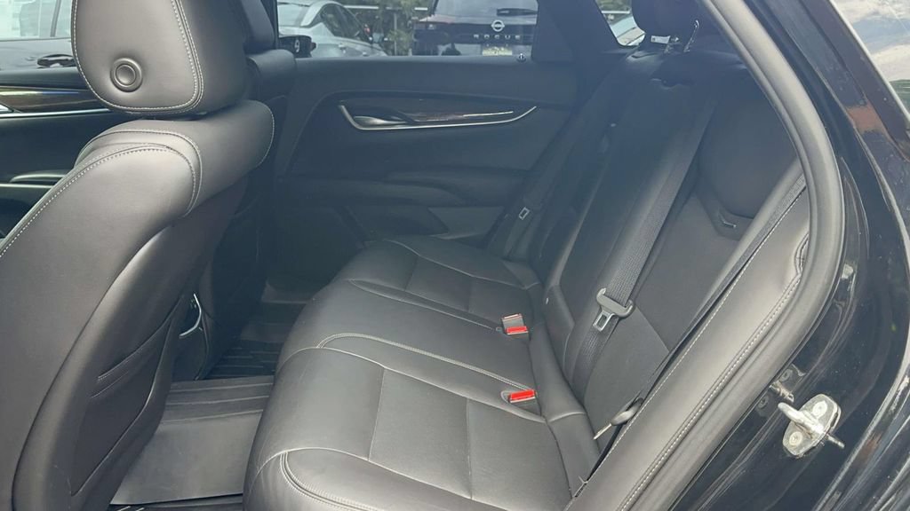 Used 2017 Cadillac XTS Luxury AWD/4WD image 14