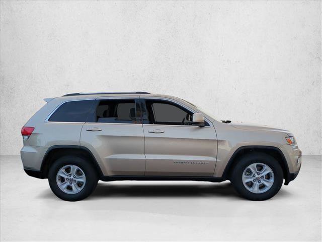 Used 2015 Jeep Grand Cherokee Laredo w/ Quick Order Package 23E image 4