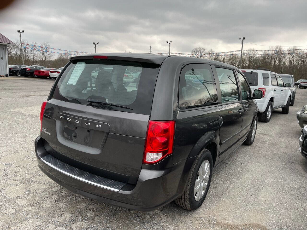 Used 2016 Dodge Grand Caravan American Value Package image 5