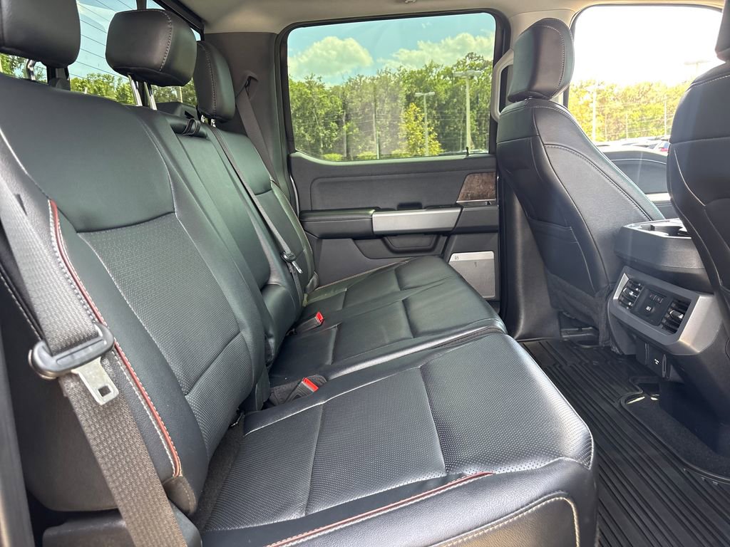 Used 2024 Ford F250 Lariat w/ Black Appearance Package AWD/4WD image 31