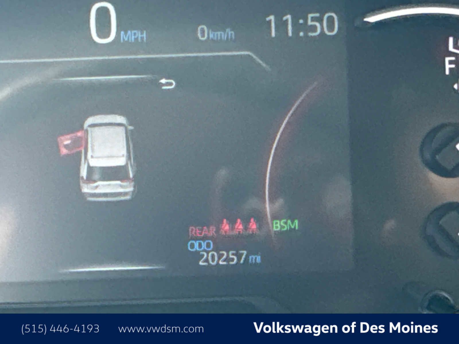 Used 2025 Toyota RAV4 XLE image 18