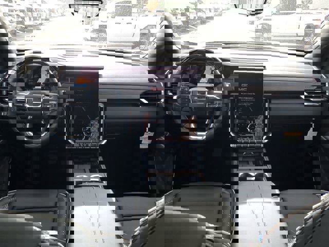 New 2026 GMC Acadia Denali image 12