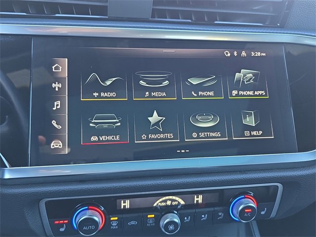 Used 2023 Audi Q3 2.0T Premium image 24