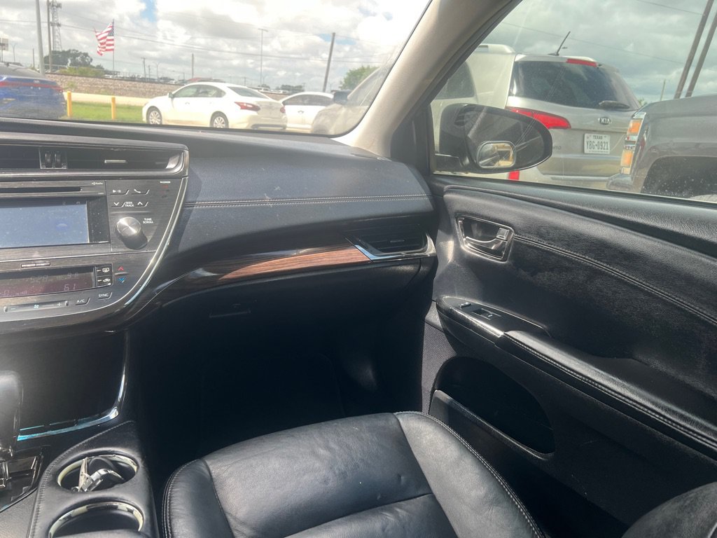 Used 2015 Toyota Avalon XLE FWD image 18