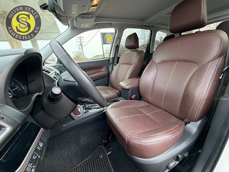 Used 2017 Subaru Forester 2.5i Touring image 12