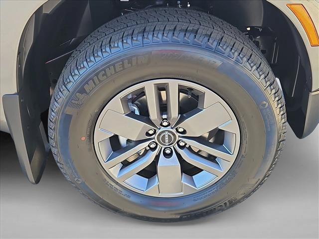New 2027 Nissan Frontier SV RWD image 10