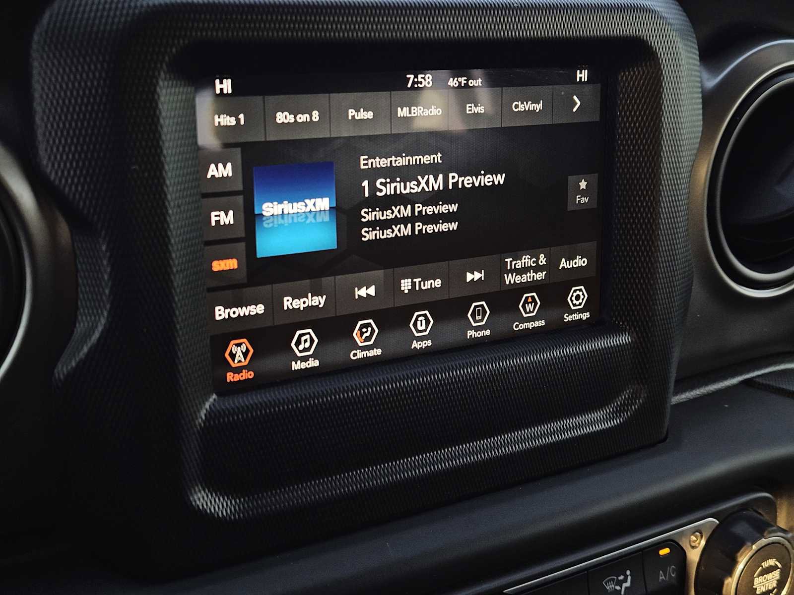 Used 2019 Jeep Wrangler Unlimited Sport S image 17