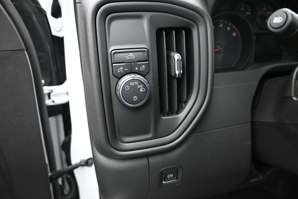 Used 2024 Chevrolet Silverado 1500 Custom RWD image 12