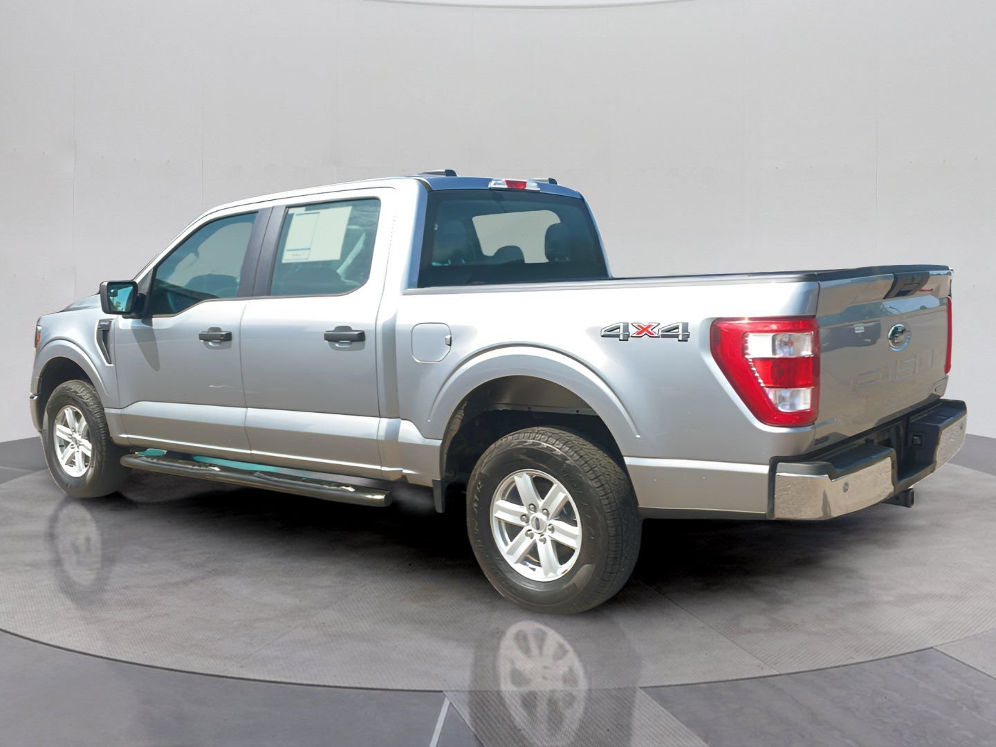 Used 2023 Ford F150 XL w/ XL Chrome Appearance Package AWD/4WD image 3
