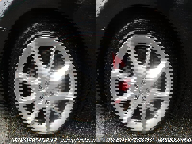 Used 2011 Maserati GranTurismo Convertible image 38