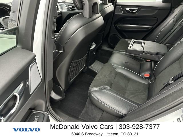 Used 2018 Volvo XC60 T8 R-Design w/ Convenience Package image 23