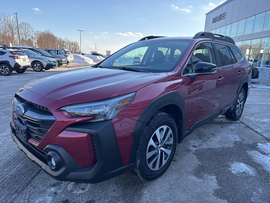 Used 2024 Subaru Outback Premium image 5