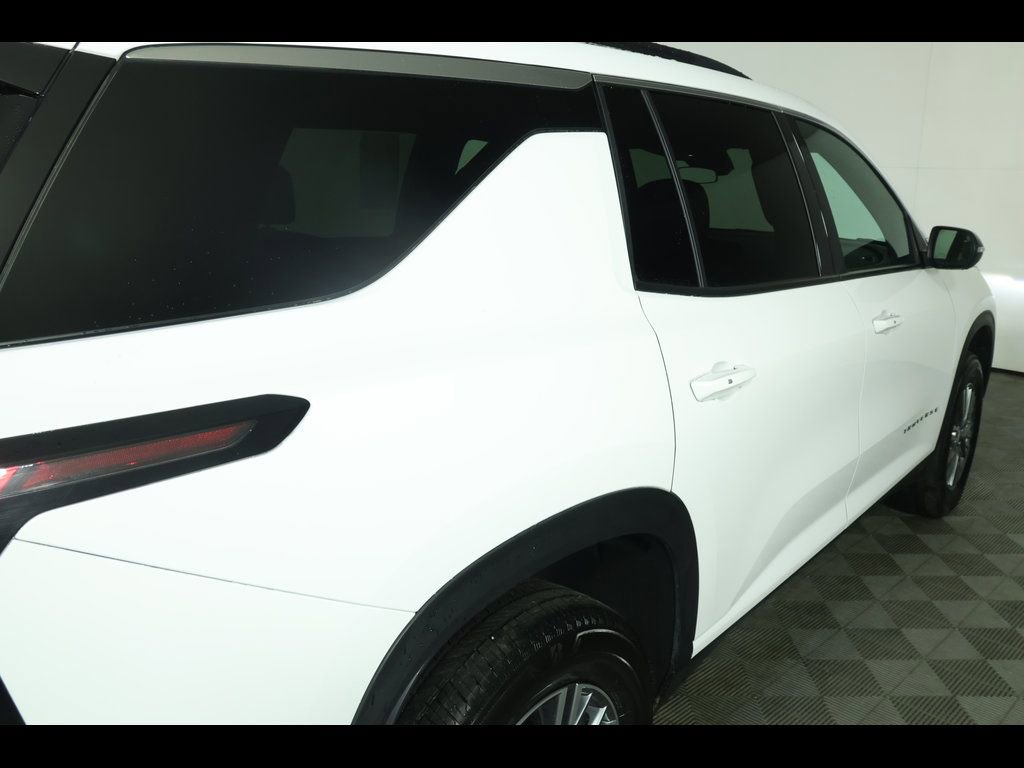 Used 2025 Chevrolet Traverse LT AWD/4WD image 20