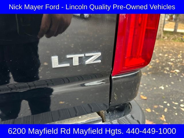 Used 2024 Chevrolet Silverado 3500 LTZ w/ LTZ Convenience Package image 24