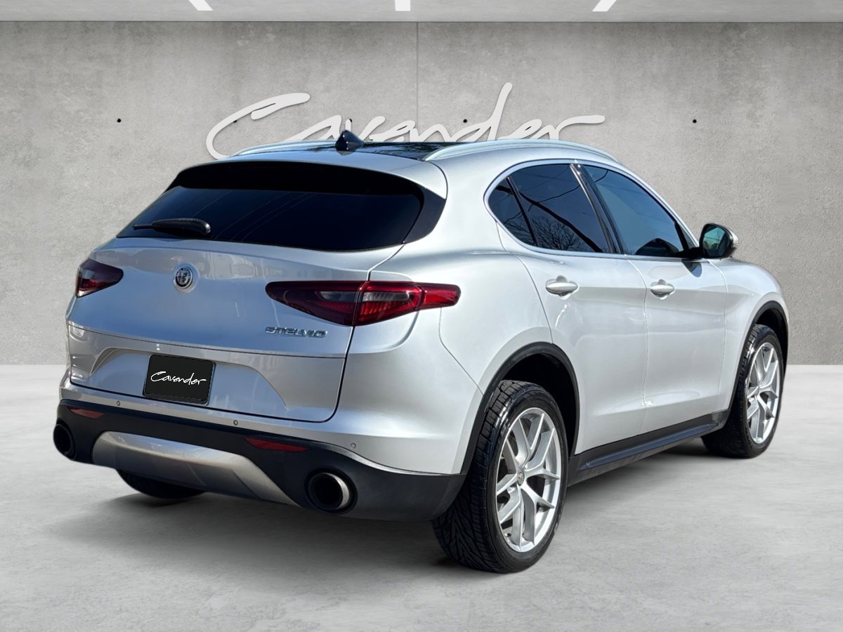 Used 2019 Alfa Romeo Stelvio image 15