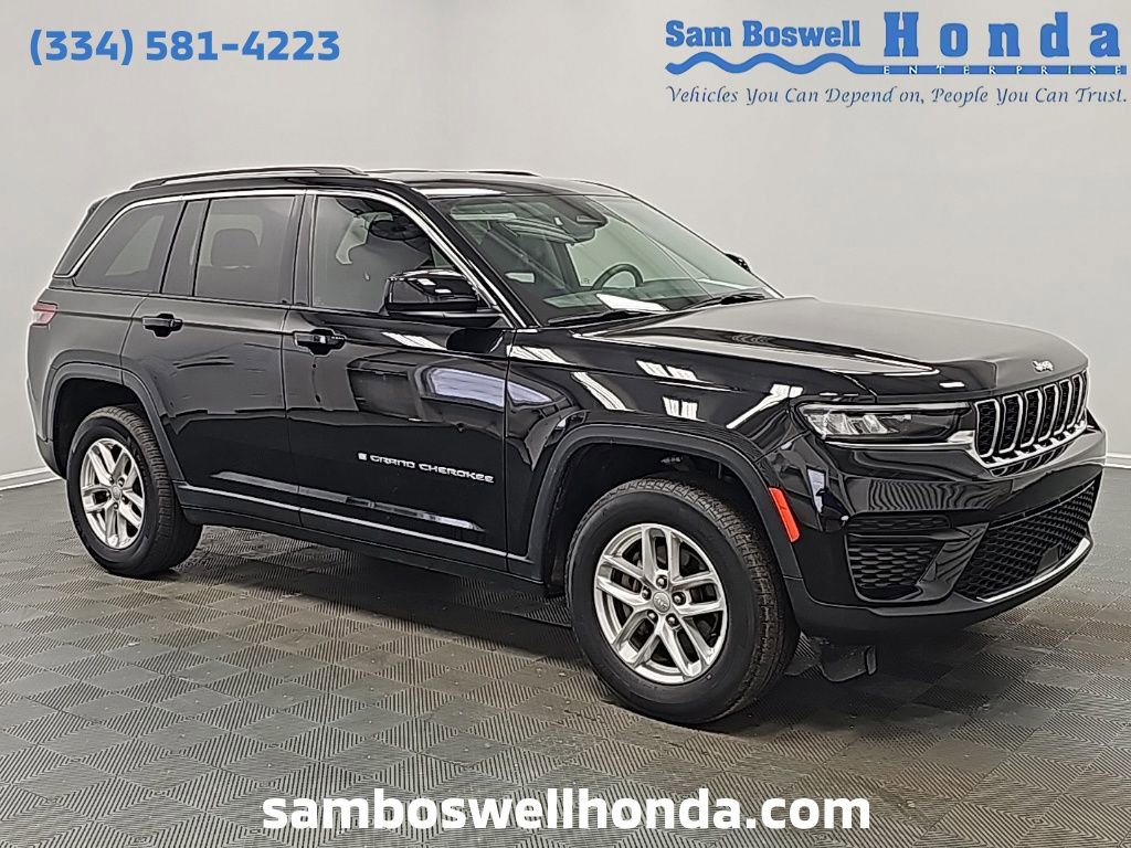 Used 2023 Jeep Grand Cherokee Laredo