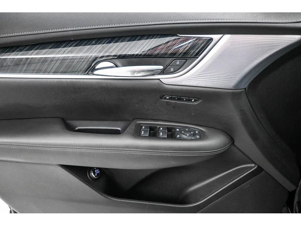 Certified 2024 Cadillac XT6 Premium Luxury AWD/4WD image 34