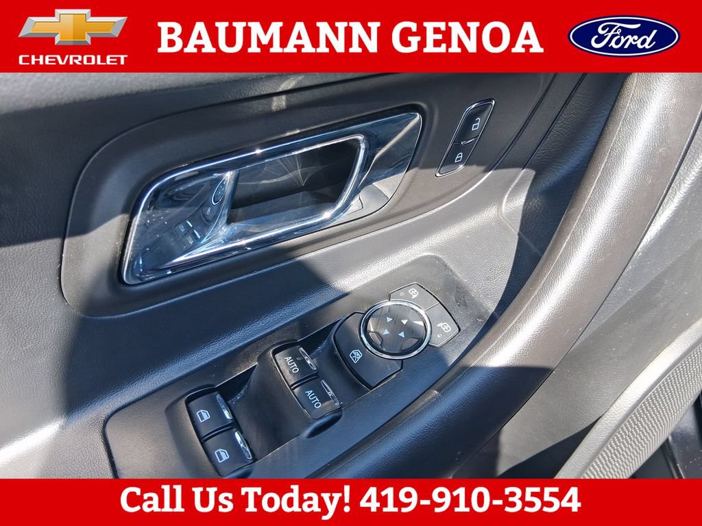 Used 2016 Ford Taurus SHO w/ Equipment Group 401A AWD/4WD image 12