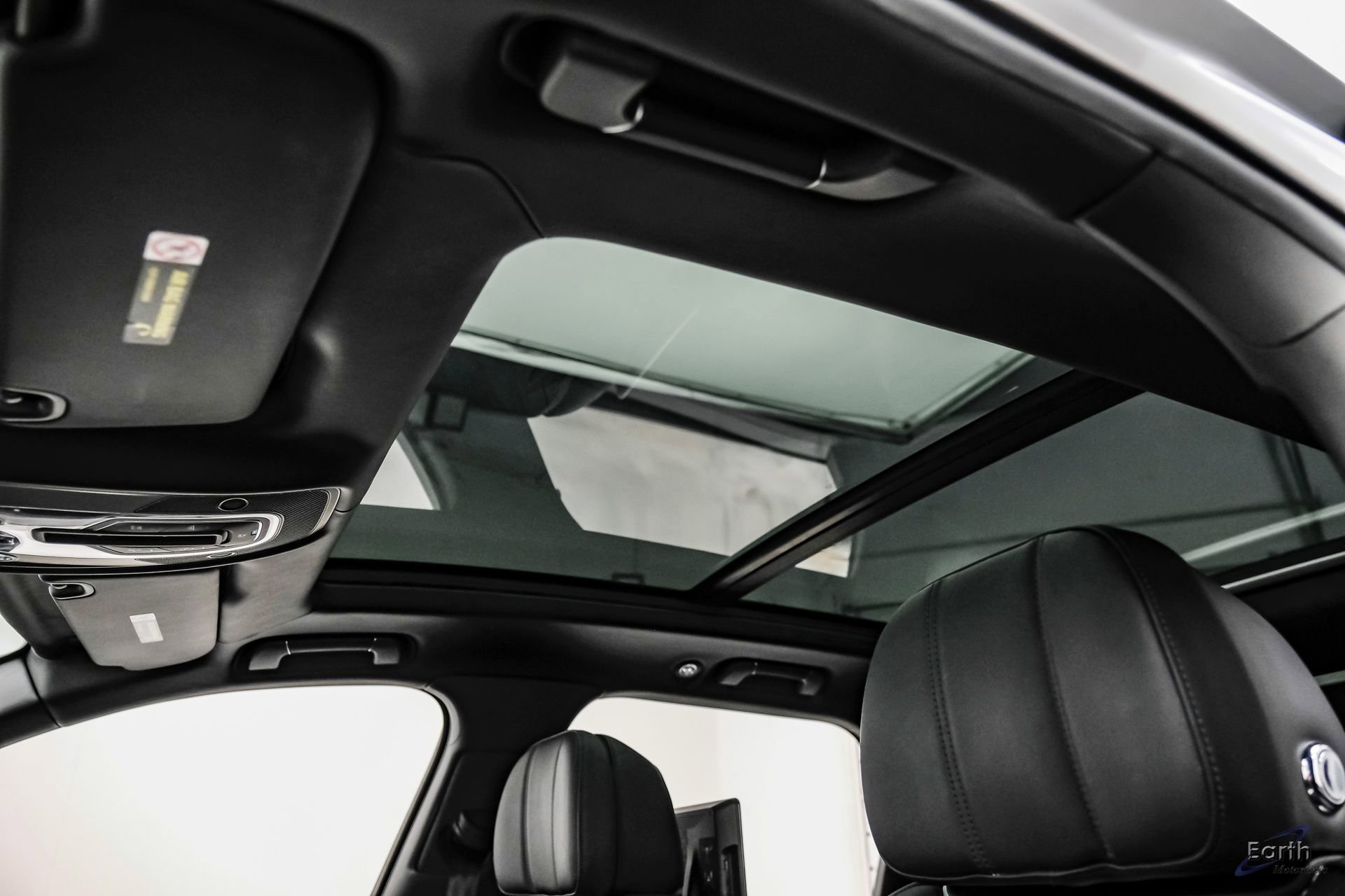 Used 2022 Bentley Bentayga AWD/4WD image 38