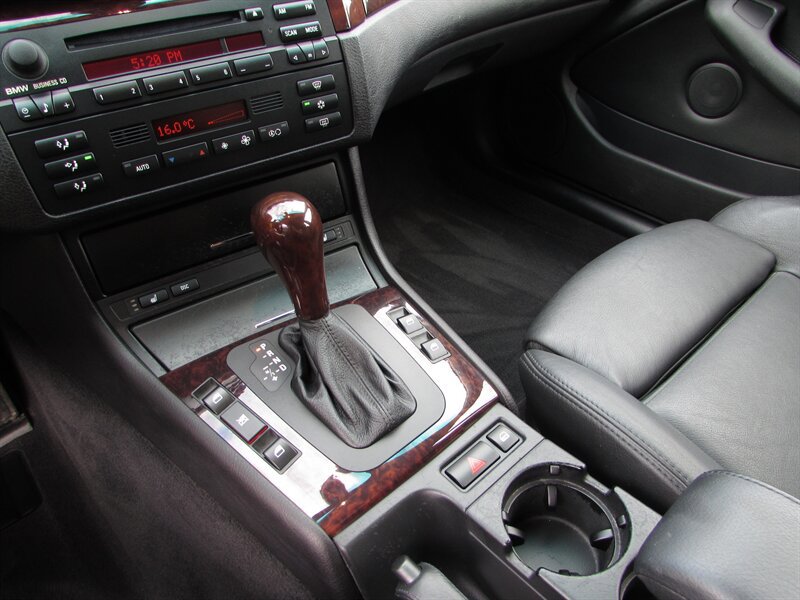 Used 2003 BMW 325i Sedan RWD image 19