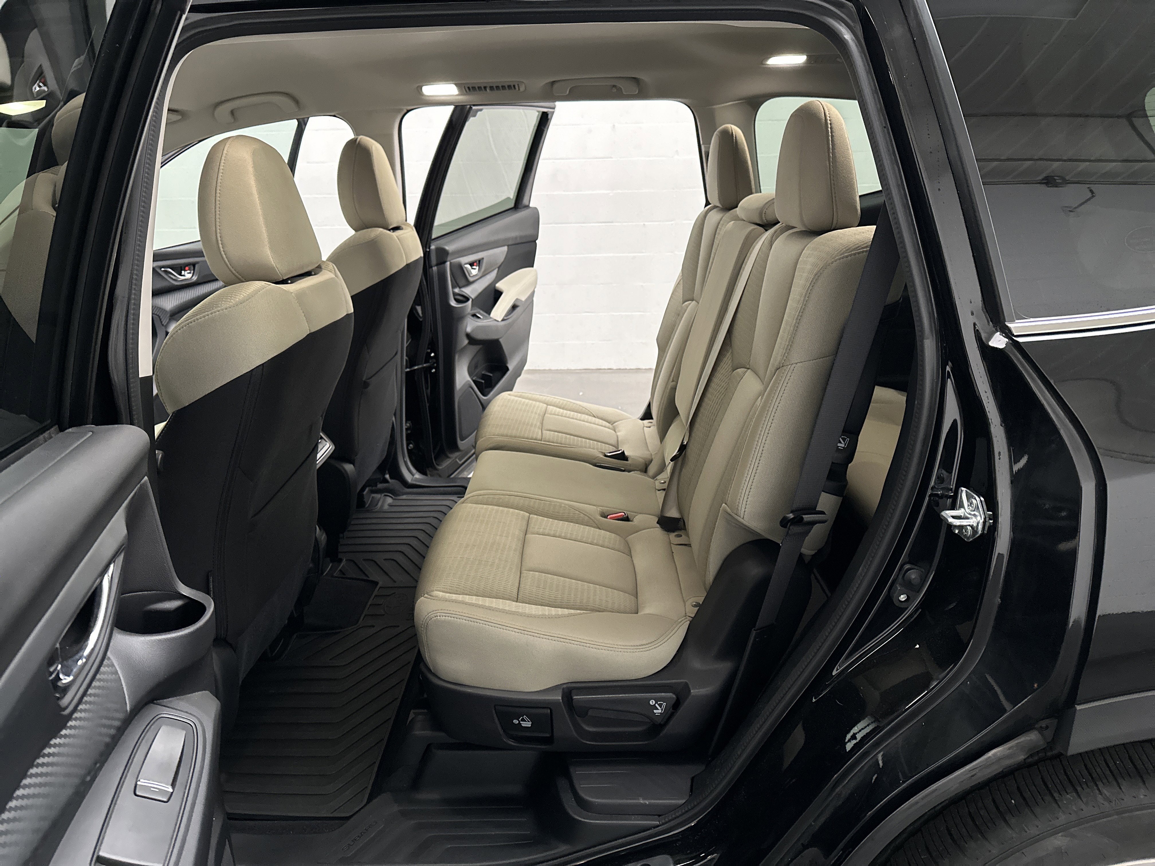 Certified 2025 Subaru Ascent Premium image 21