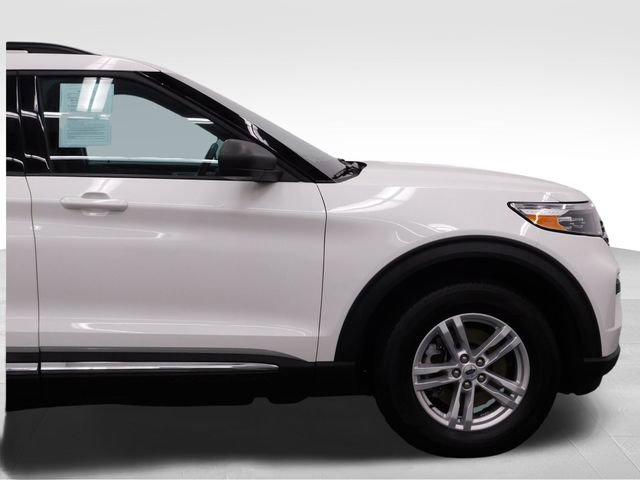 Used 2022 Ford Explorer XLT image 17
