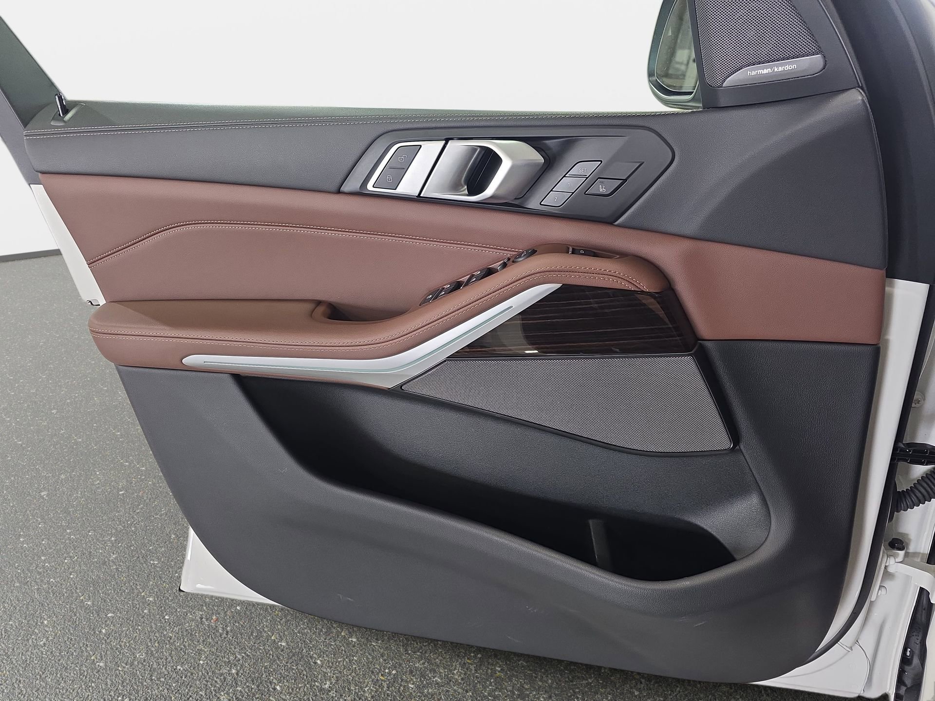 Used 2025 BMW X5 xDrive40i image 26