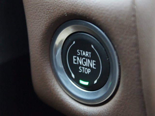 Used 2022 Chevrolet Tahoe High Country image 9