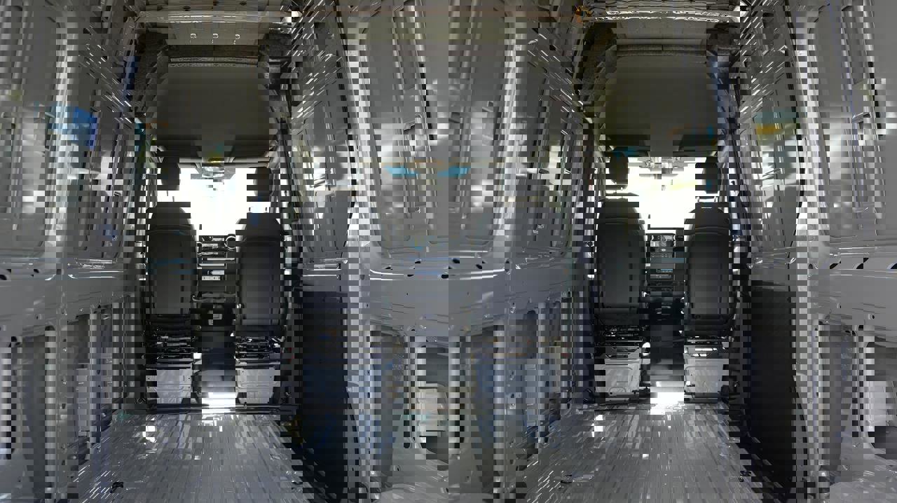 New 2025 Mercedes-Benz Sprinter 2500 image 9