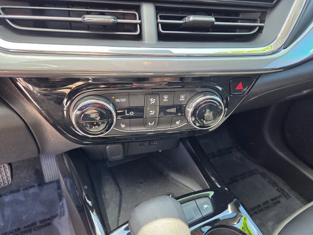 Certified 2024 Chevrolet Trax ACTIV w/ Sunroof Package image 26