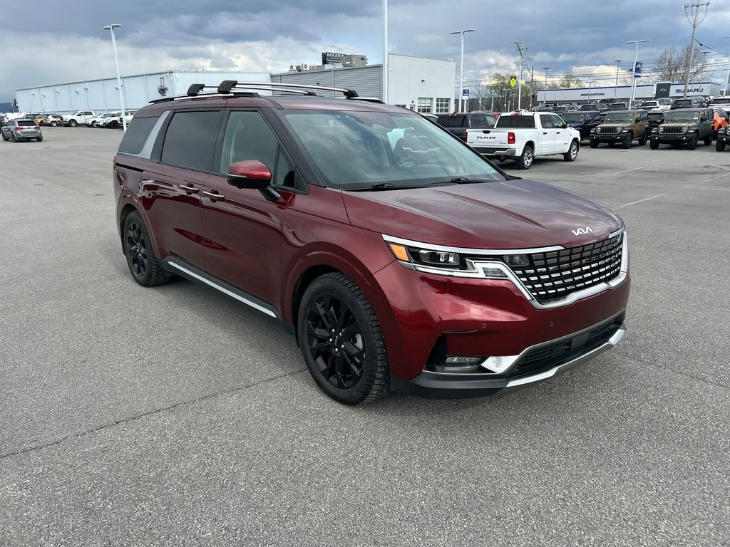 Used 2024 Kia Carnival SX Prestige image 4