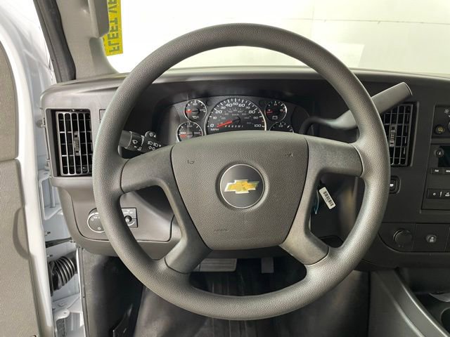 New 2025 Chevrolet Express 3500 w/ Driver Convenience Package image 25