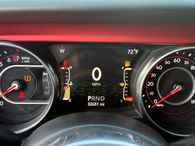 Used 2018 Jeep Wrangler Unlimited Rubicon AWD/4WD image 14