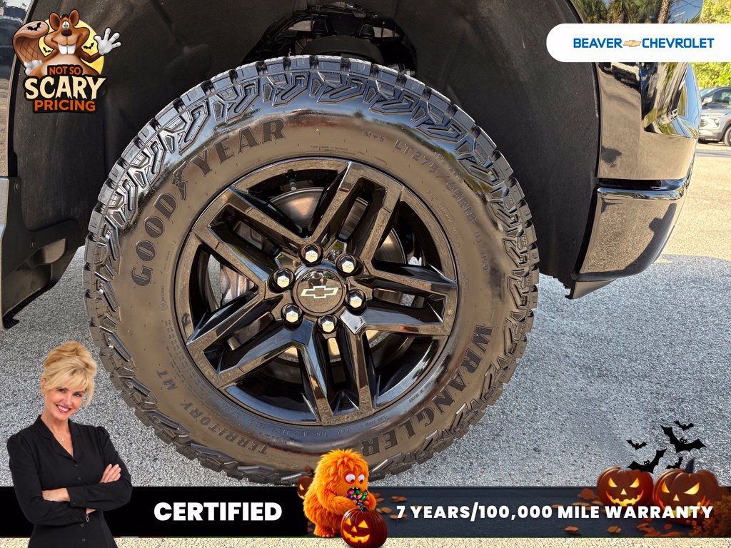 Used 2025 Chevrolet Silverado 1500 Custom Trail Boss w/ Dark Appearance Package AWD/4WD image 10